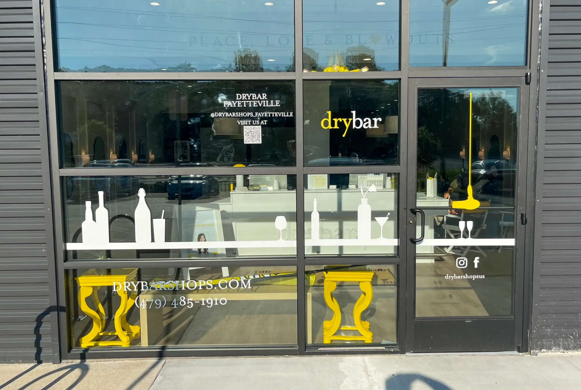 Drybar sign